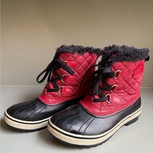 Sorel | Tivoli Red Diamond Quilted Faux Fur Lined Boots | Size 6.5 | EUC